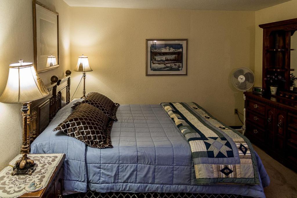 Highland Glen Lodge B&B Анкоридж Экстерьер фото
