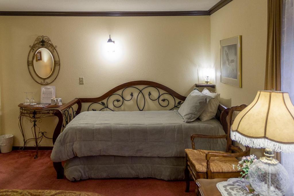 Highland Glen Lodge B&B Анкоридж Экстерьер фото